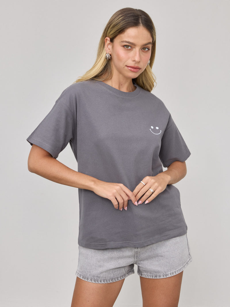 טישירט הדפס סמיילי הוליס | אפור