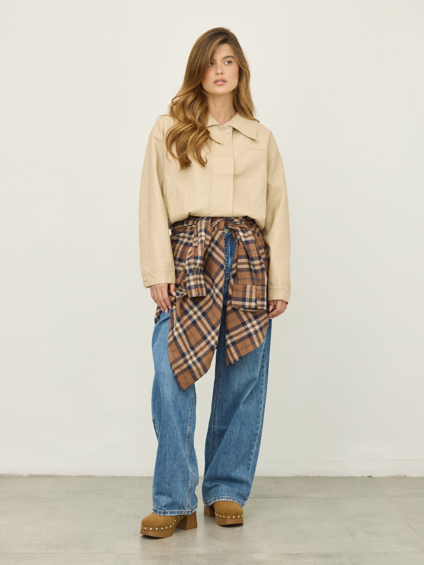 ג'קט דמוי עור בונו | בז'