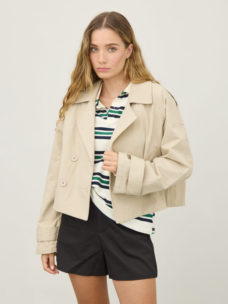 טראנץ' קרופ בראדי  | בז'