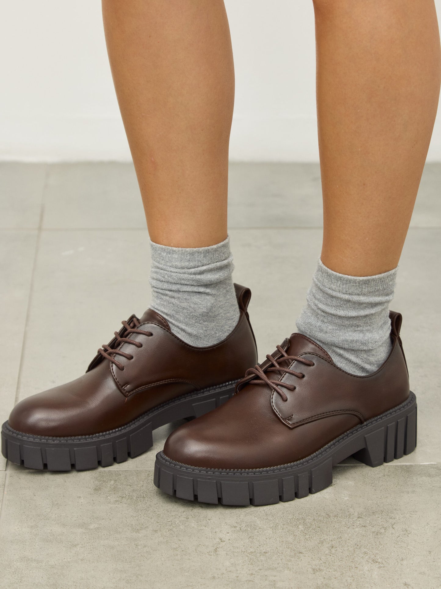 אוקספורד סוליית טרקטור גלוריה I חום