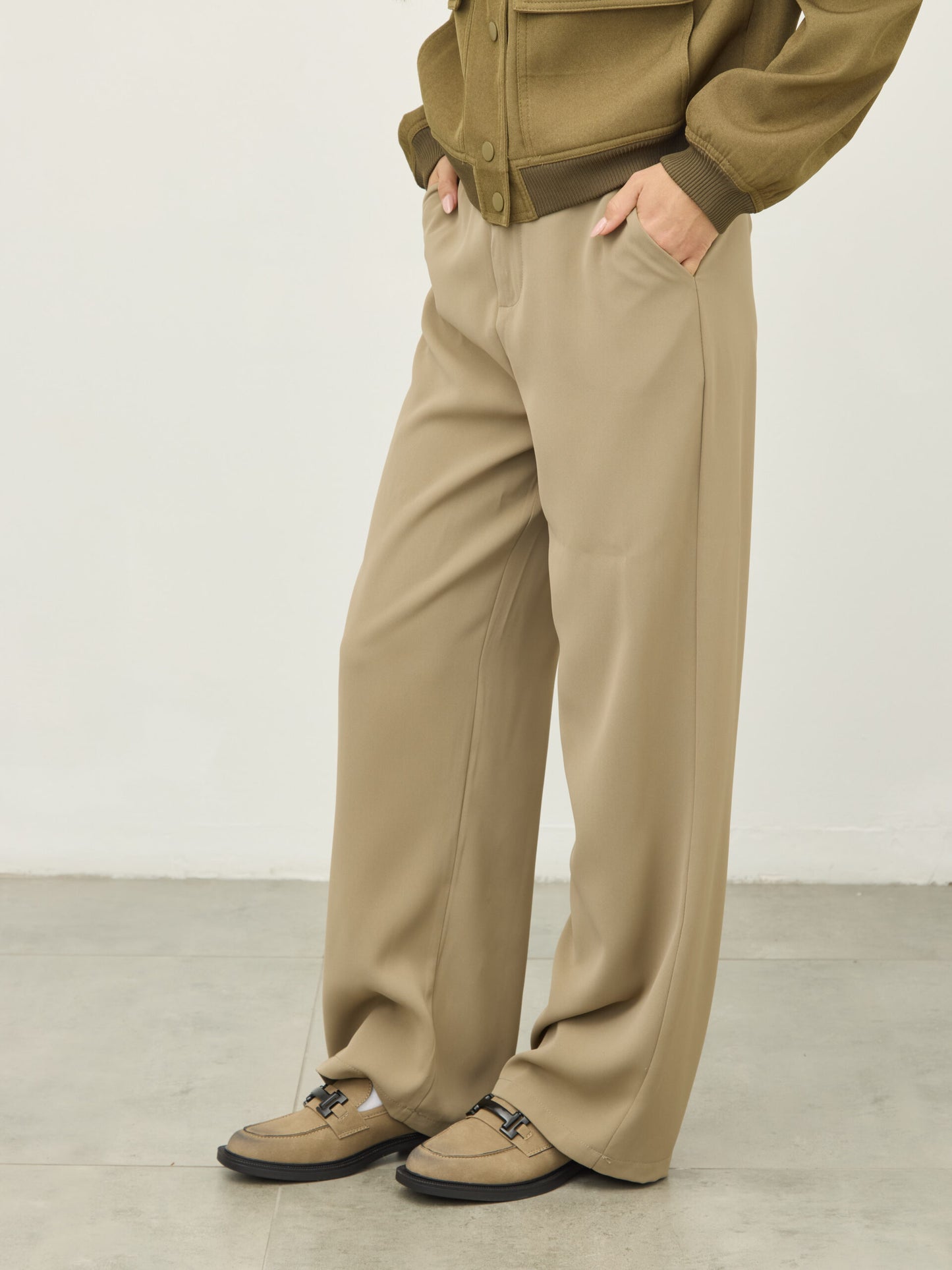 מכנסיים ארוכים מחוייטים גארט | חאקי