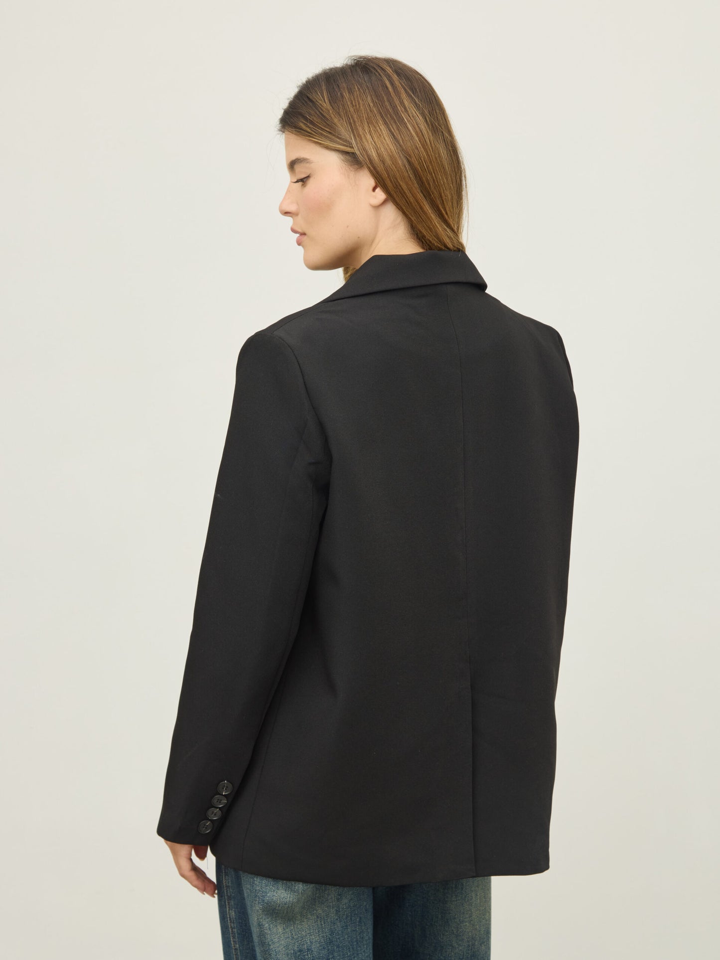 בלייזר מחוייט סיינה | שחור