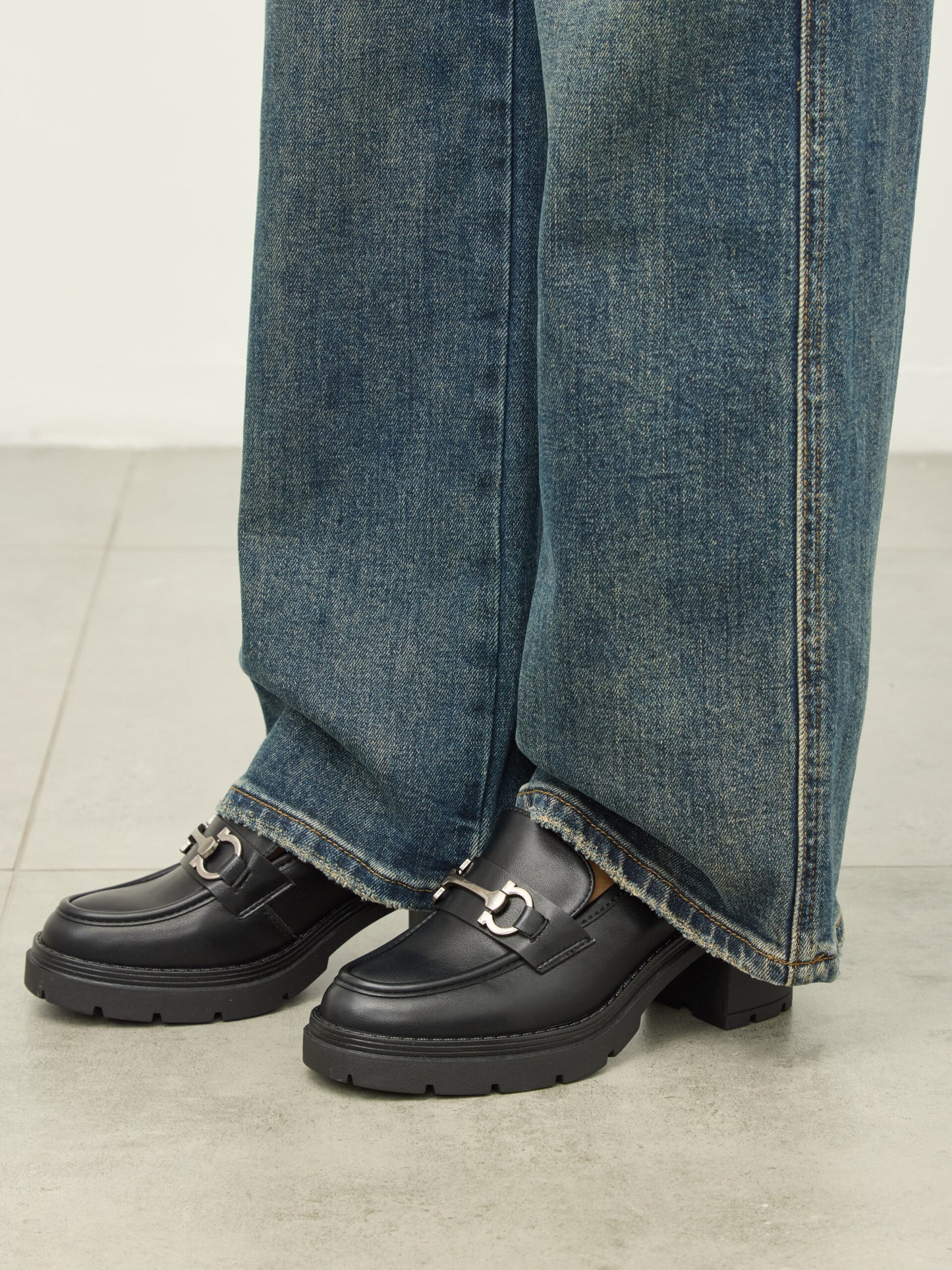 מוקסין סוליית טרקטור עקב פיי | שחור