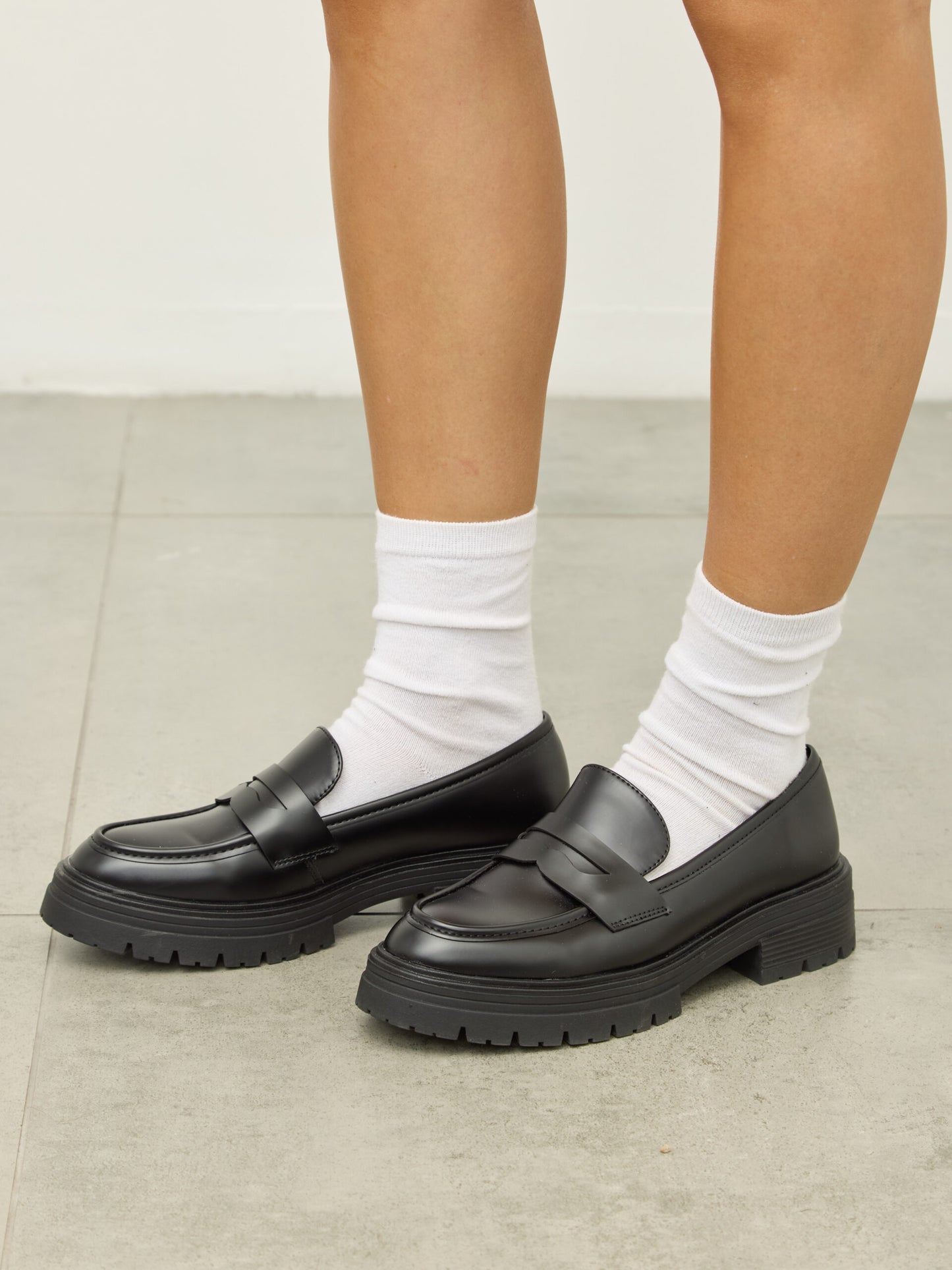 מוקסין סוליית טרקטור סירין | שחור