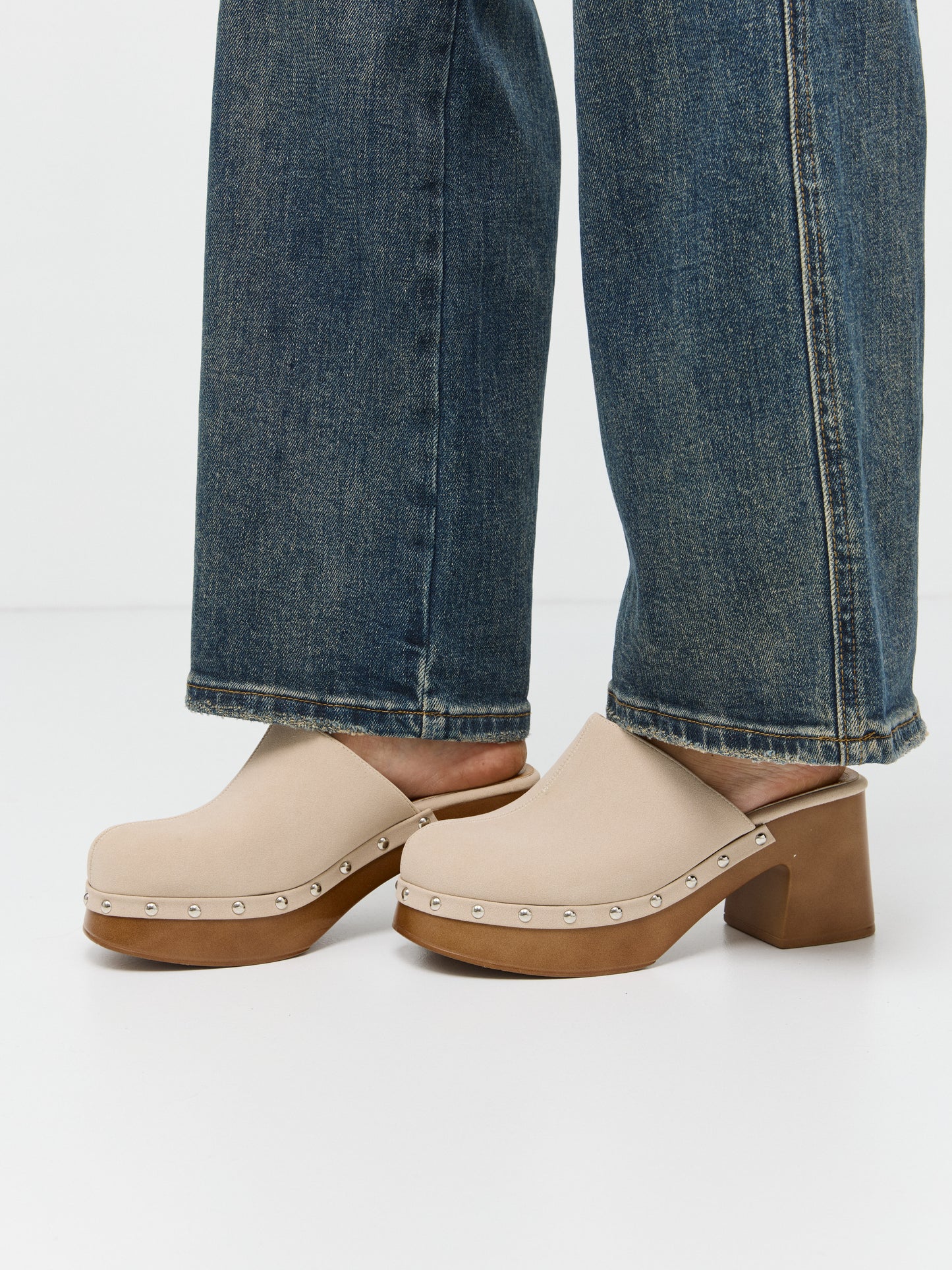 כפכפי עקב קמיל I בז'