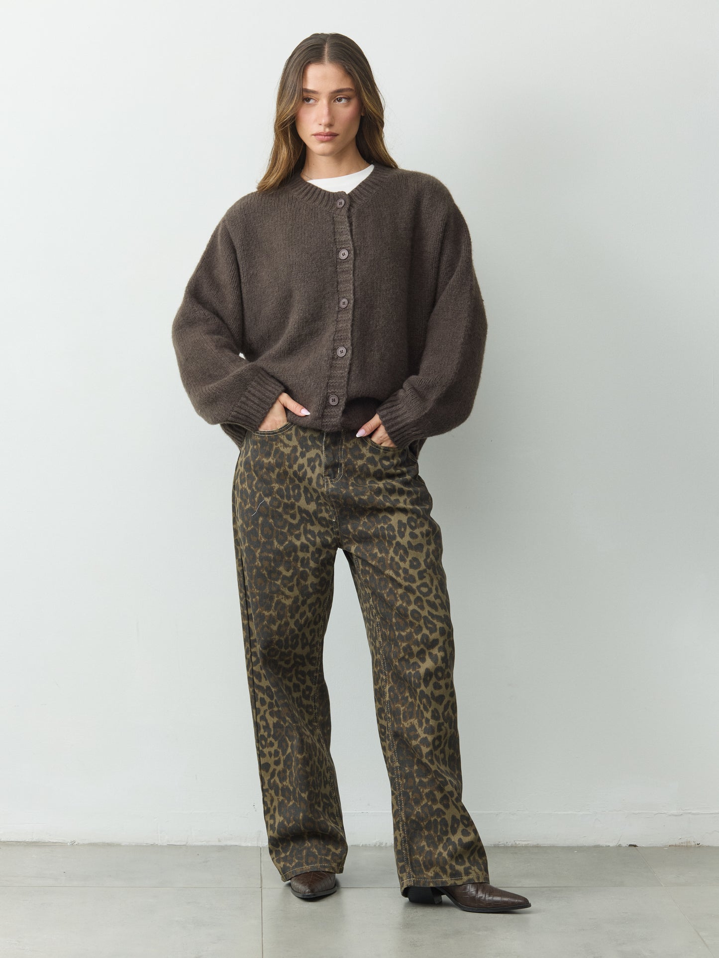 קרדיגן ורוניקה  | חום