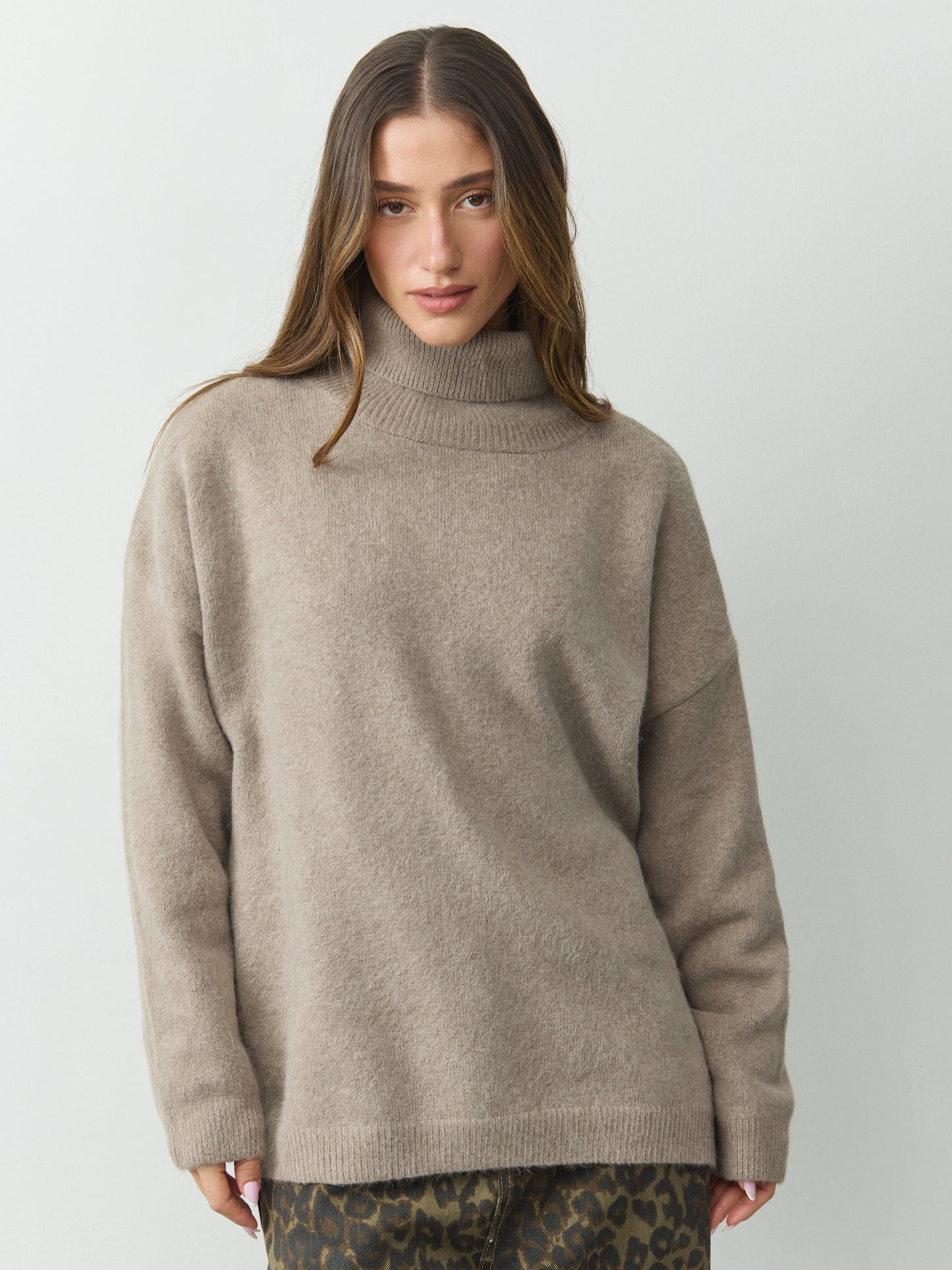 סוודר גולף רורי | חאקי