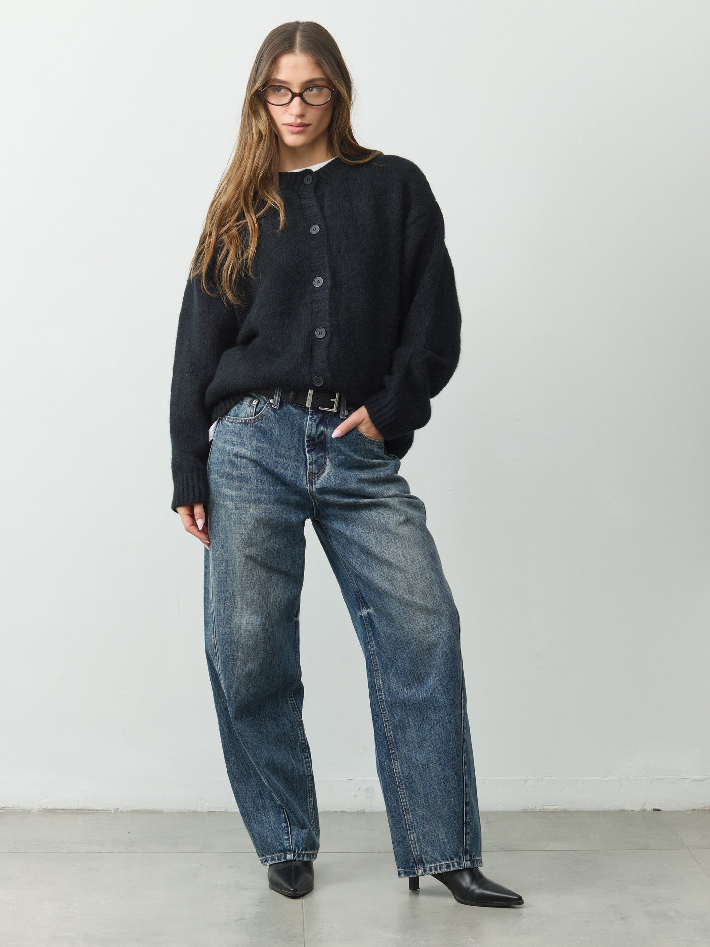 קרדיגן ורוניקה  | שחור