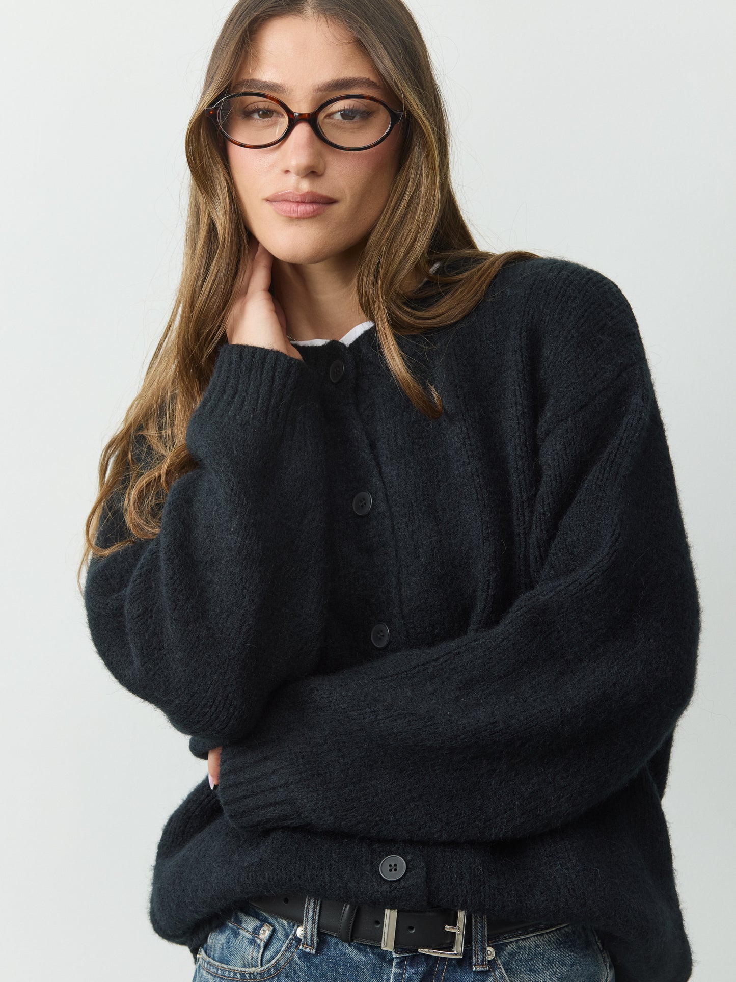 קרדיגן ורוניקה  | שחור