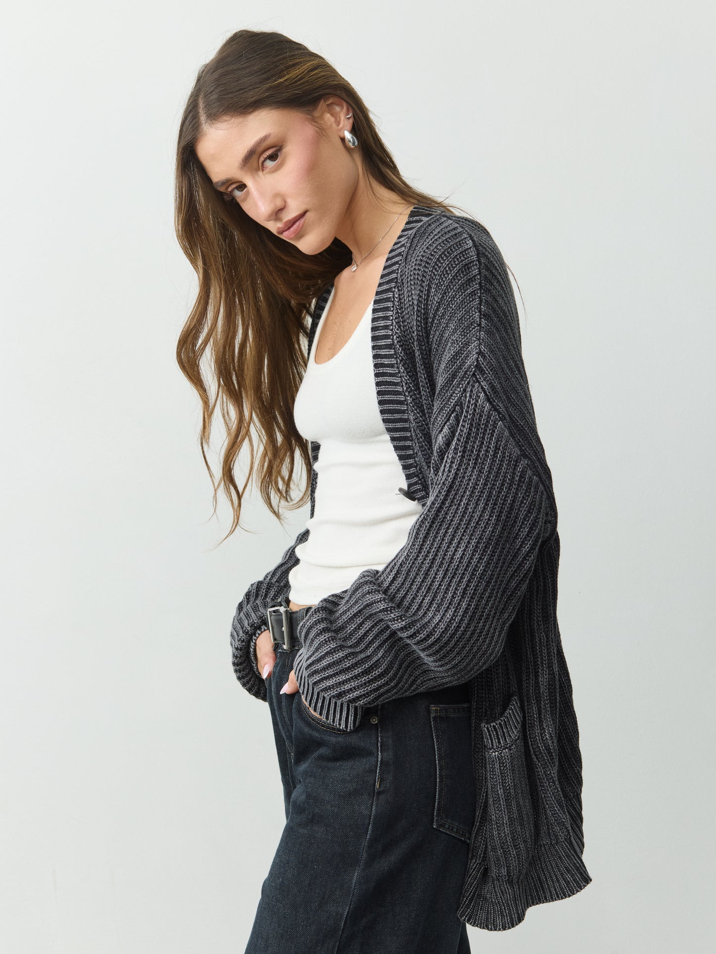 קרדיגן טיילר | שחור
