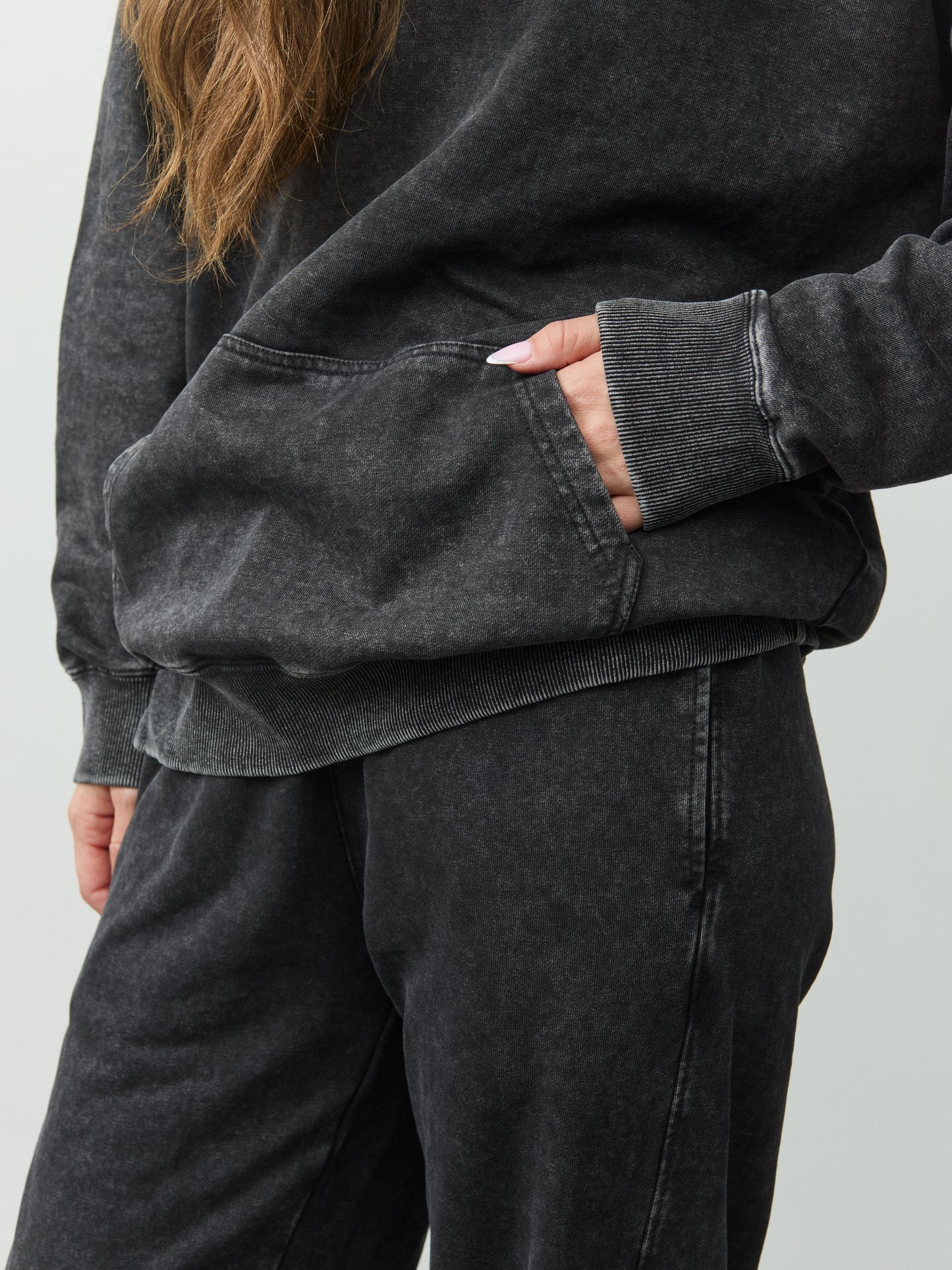 חליפת פוטר עם קפוצ'ון וינס | שחור