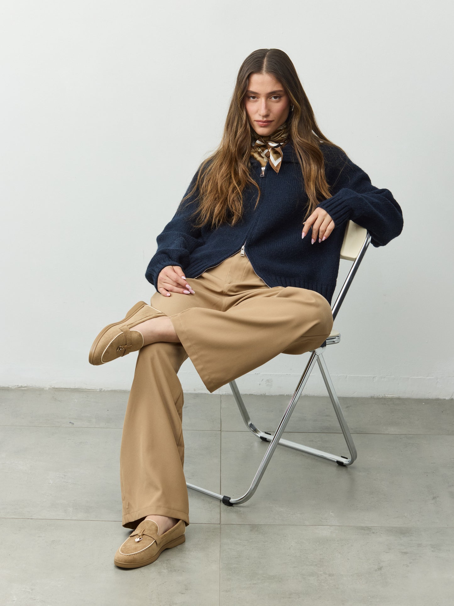 מוקסין דמוי זמש ארלו | חאקי