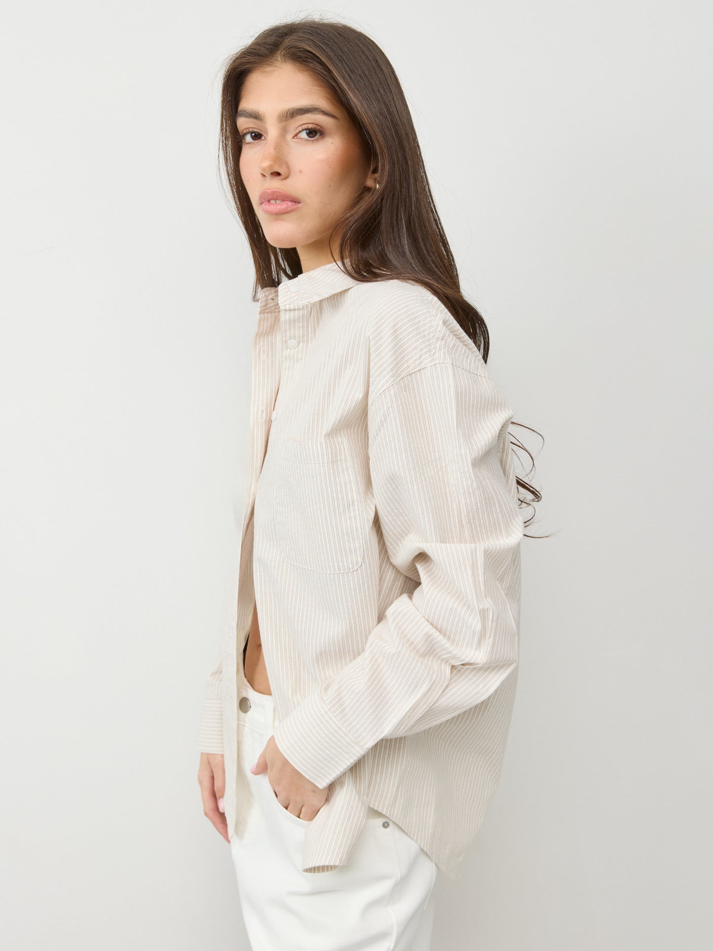 'חולצה מכופתרת ברנרד | בז