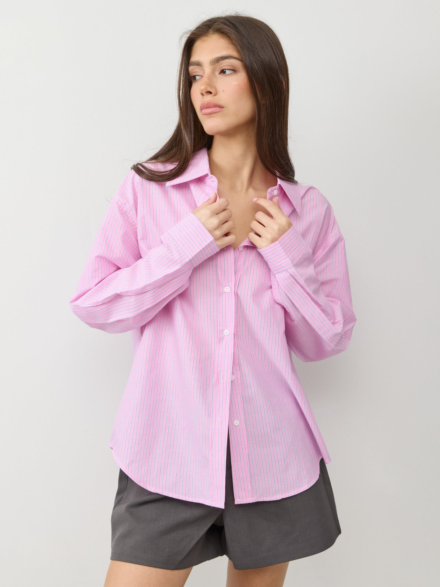 חולצה מכופתרת פסים פייר | ורוד