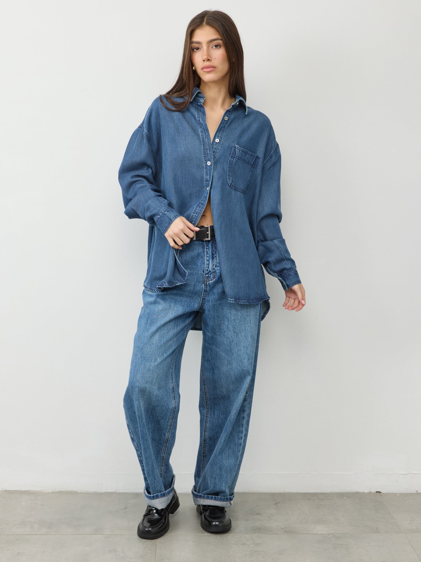 חולצת ג'ינס מכופתרת קרול | כחול