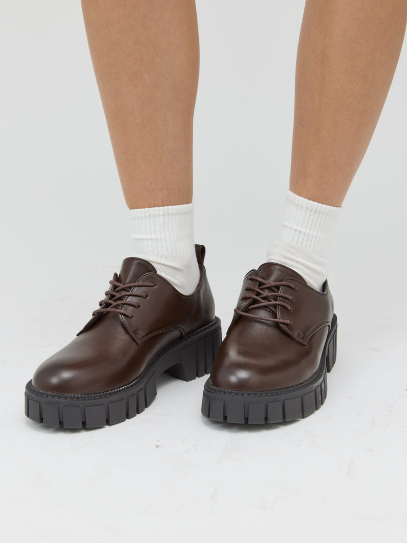 אוקספורד סוליית טרקטור גלוריה I חום