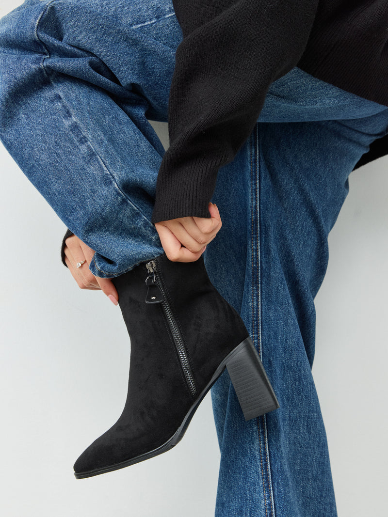 מגפוני עקב דמוי זמש וולטר | שחור