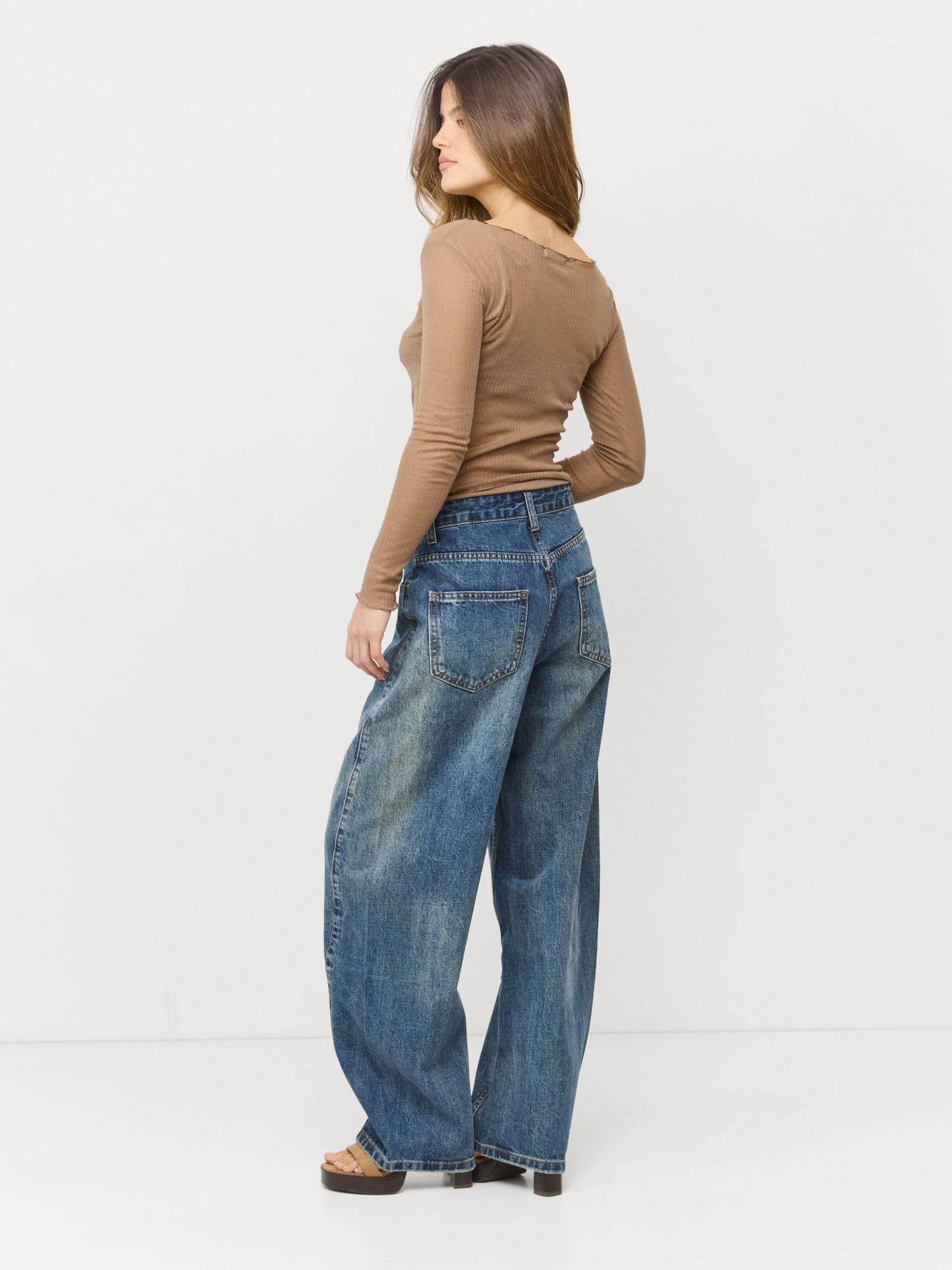 מכנסי ג'ינס בגזרת בלון מנואל | כחול