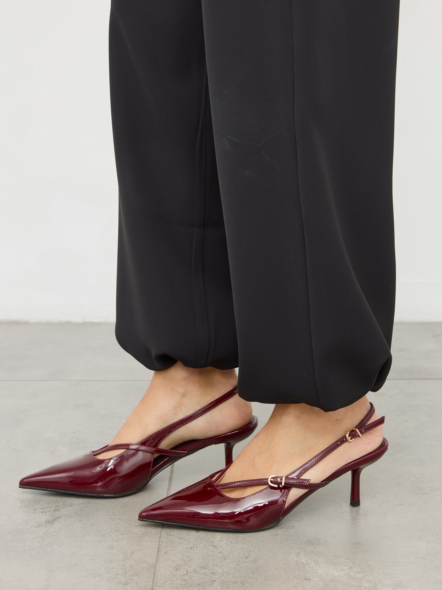 נעלי עקב רצועות שפיץ בלה | בורדו לק