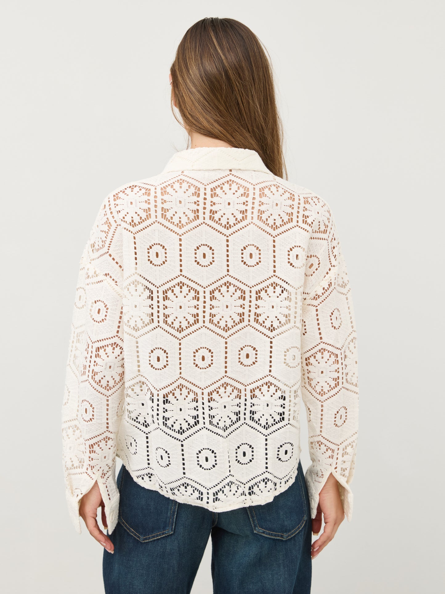 חולצת תחרה  מכופתרת דוני | לבן