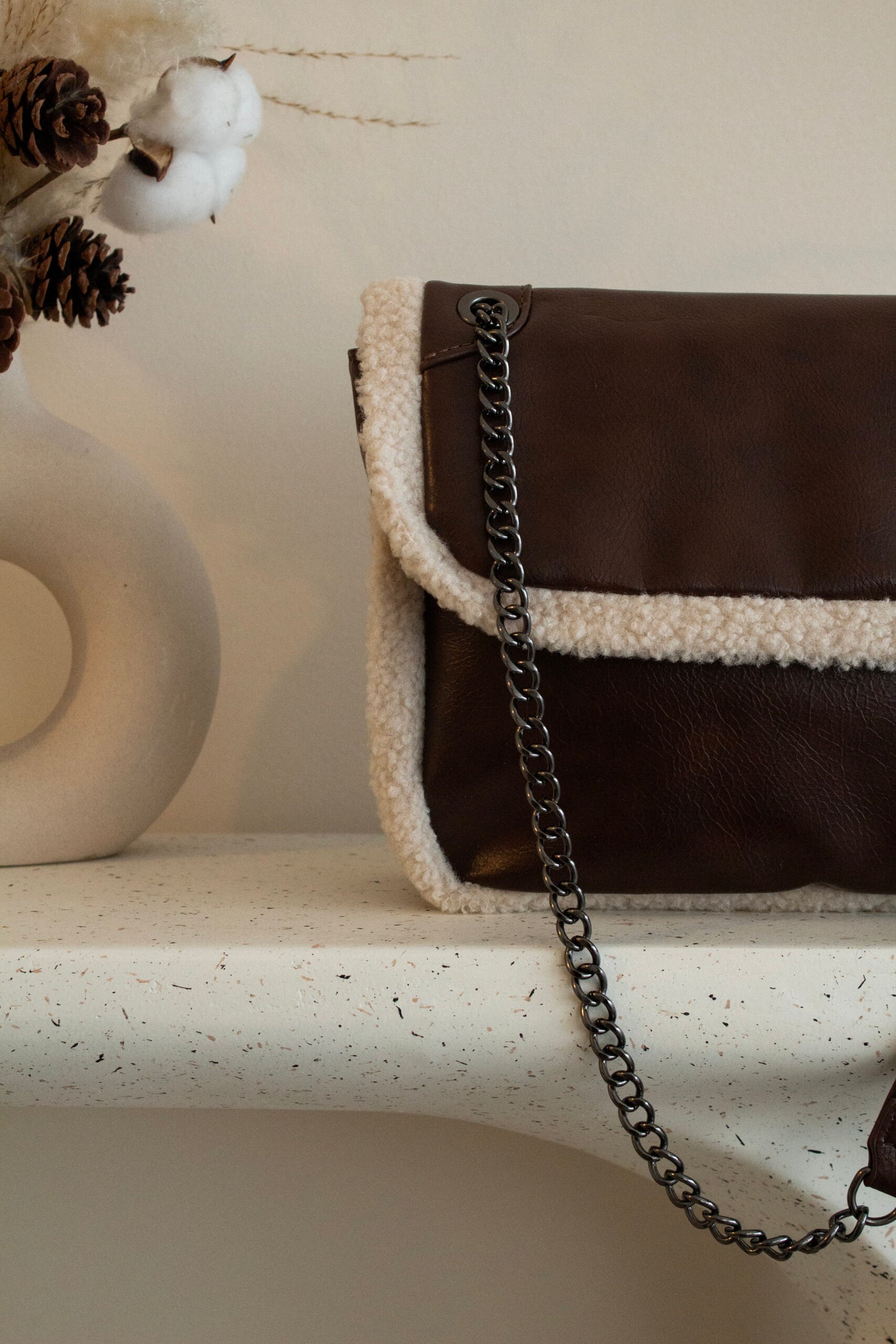 תיק דמוי פרווה ריד | חום