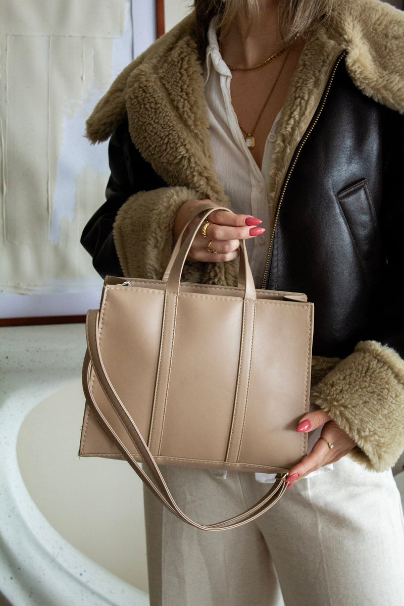 תיק ויולט | בז'