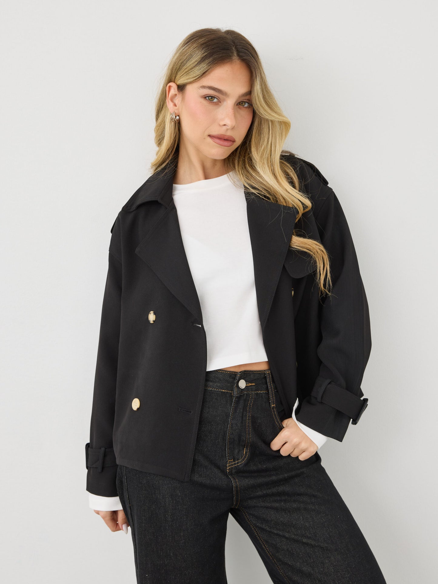 טראנץ' קצר ניס | שחור