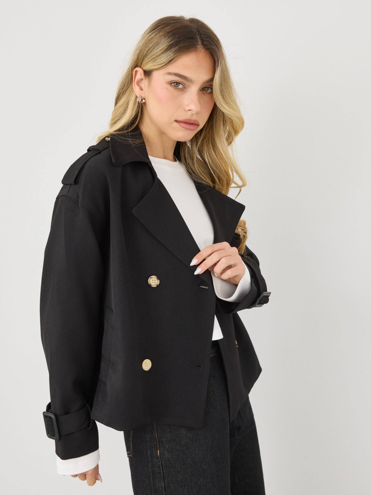 טראנץ' קצר ניס | שחור