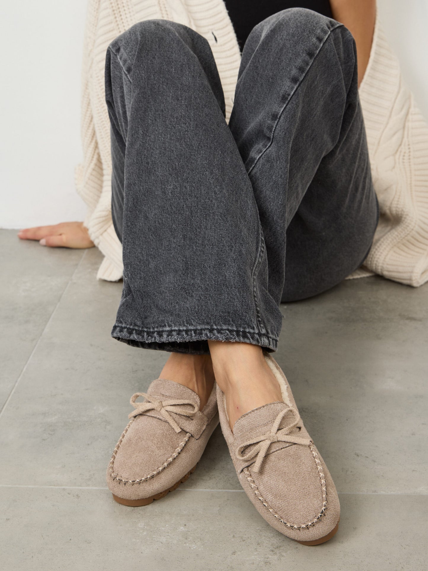 מוקסין פרווה פפיון מייבל | בז'