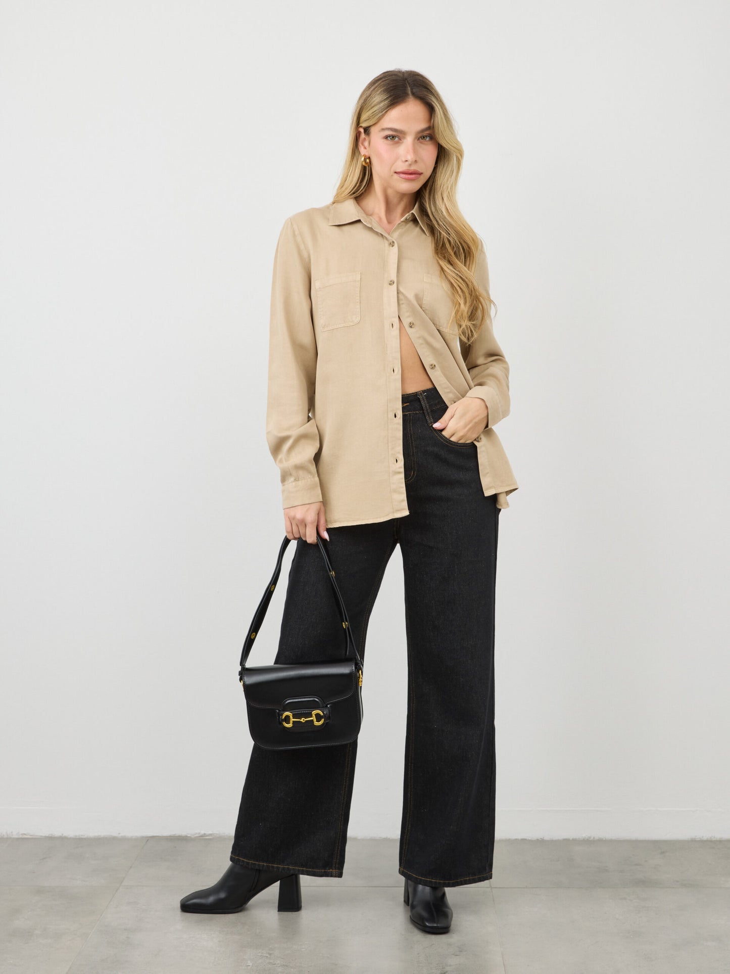 חולצה מכופתרת  אדל | בז'