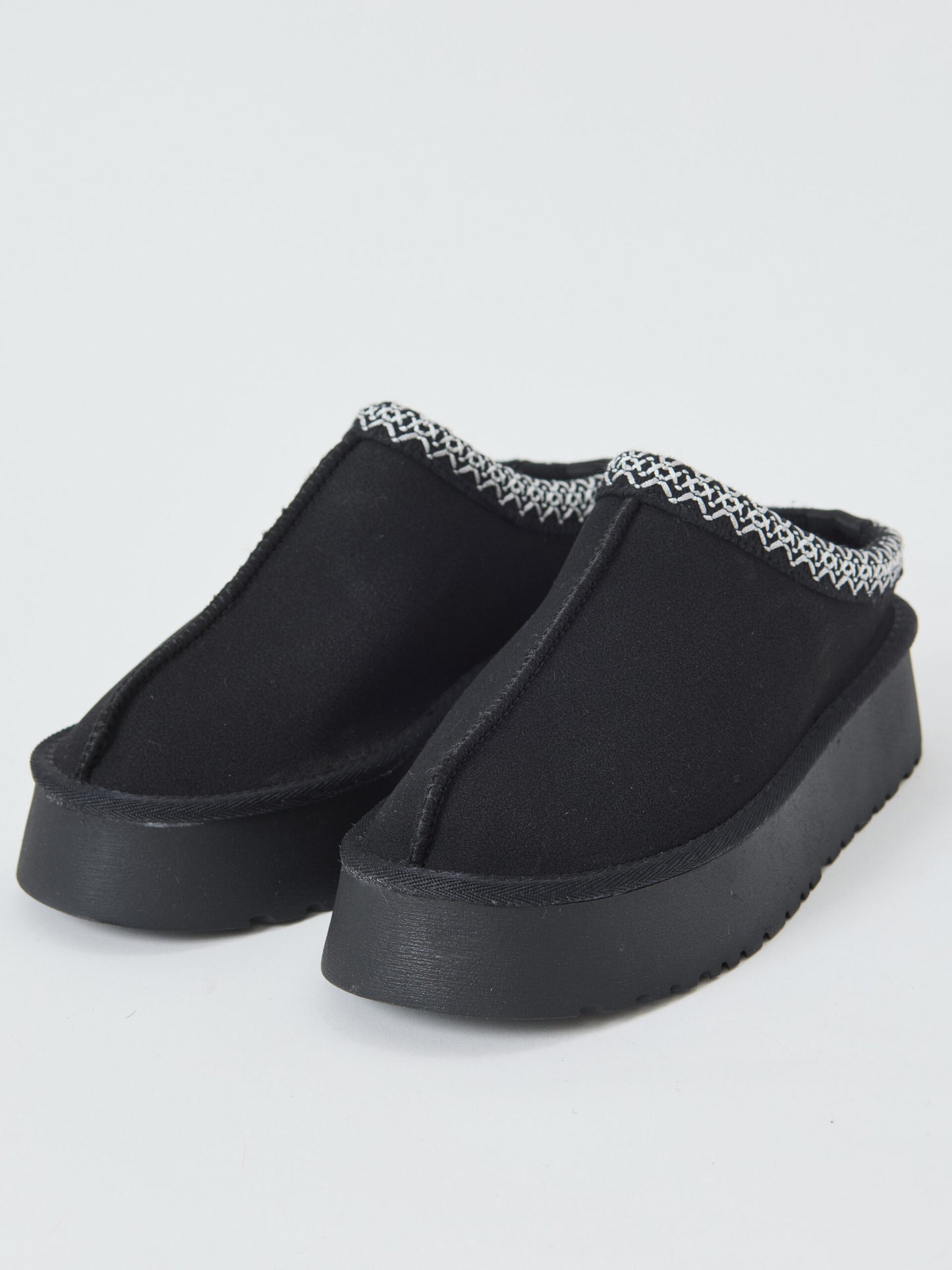 מיולס פלטפורמה דרו | שחור