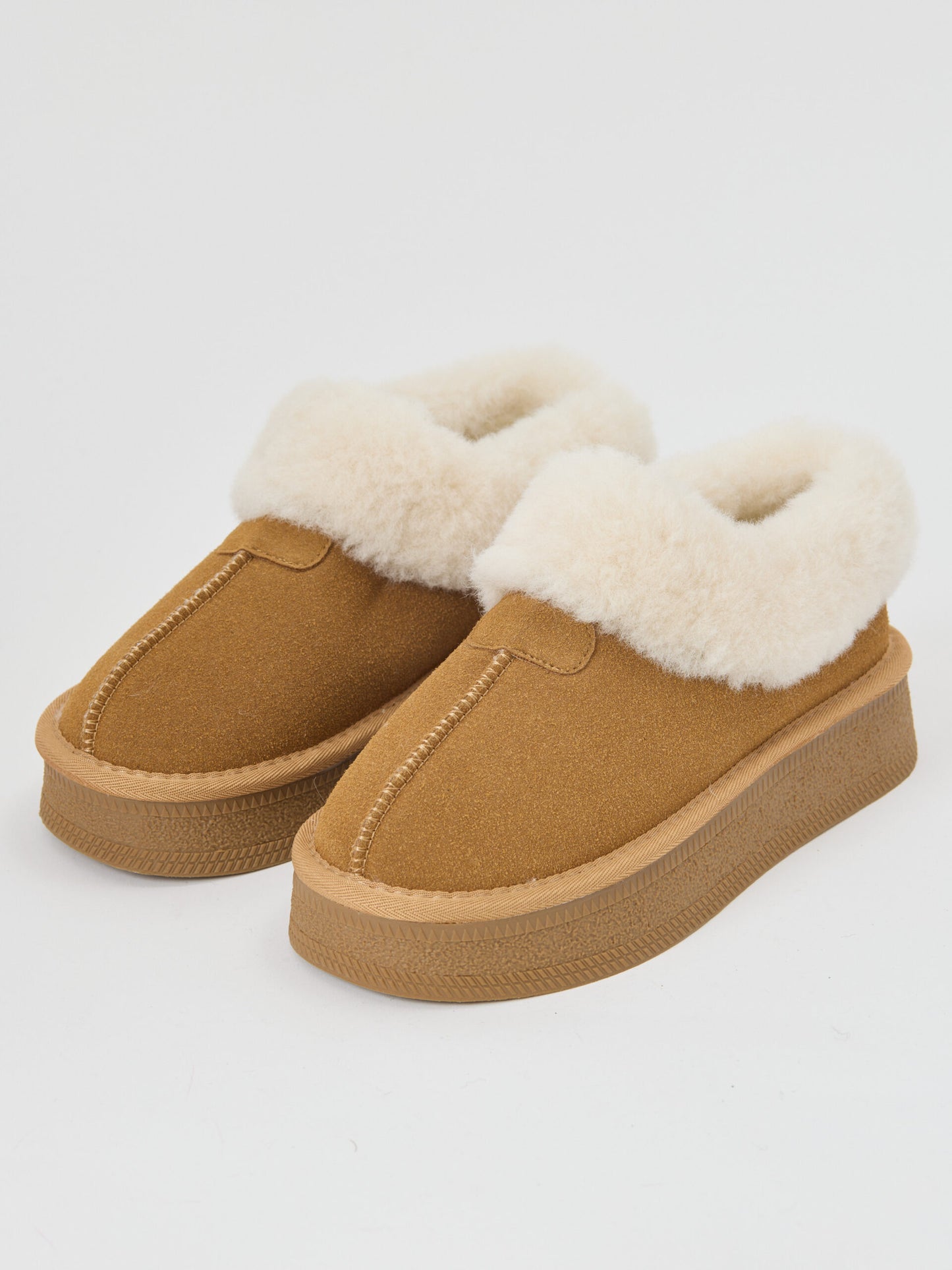 מיולס פרווה לוטי | קאמל