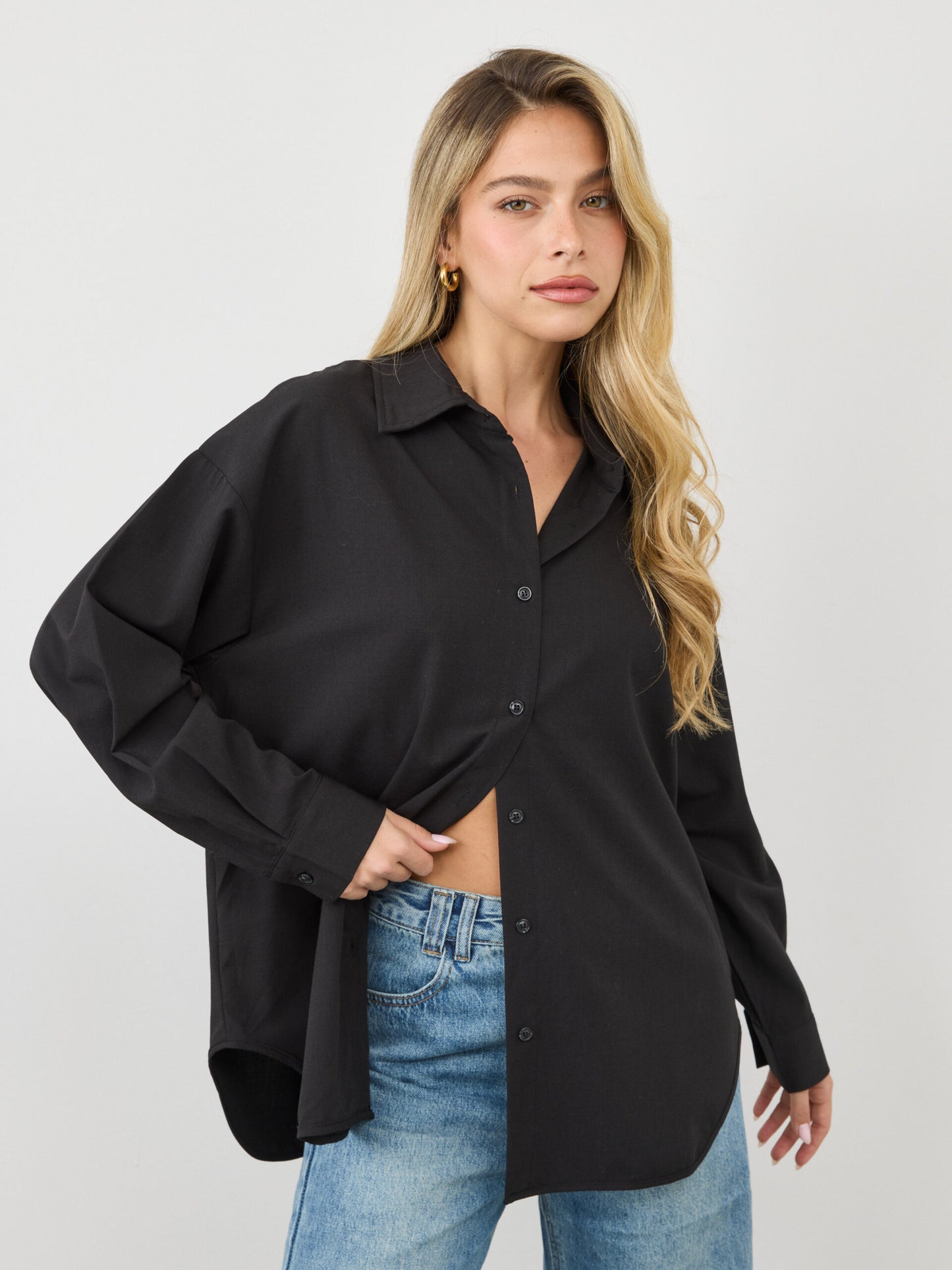 חולצה מכופתרת  אניטה | שחור