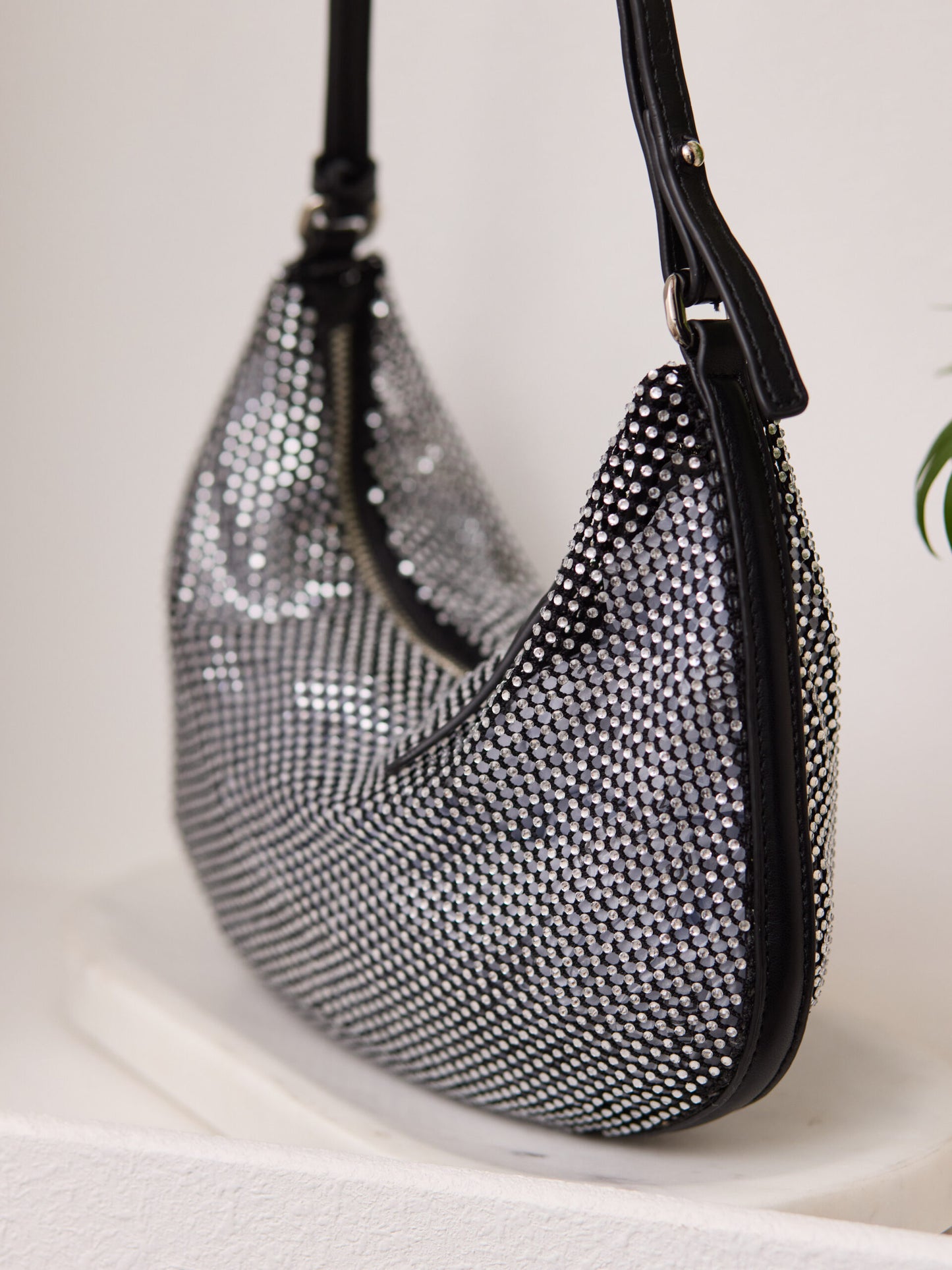 תיק גלואו | שחור