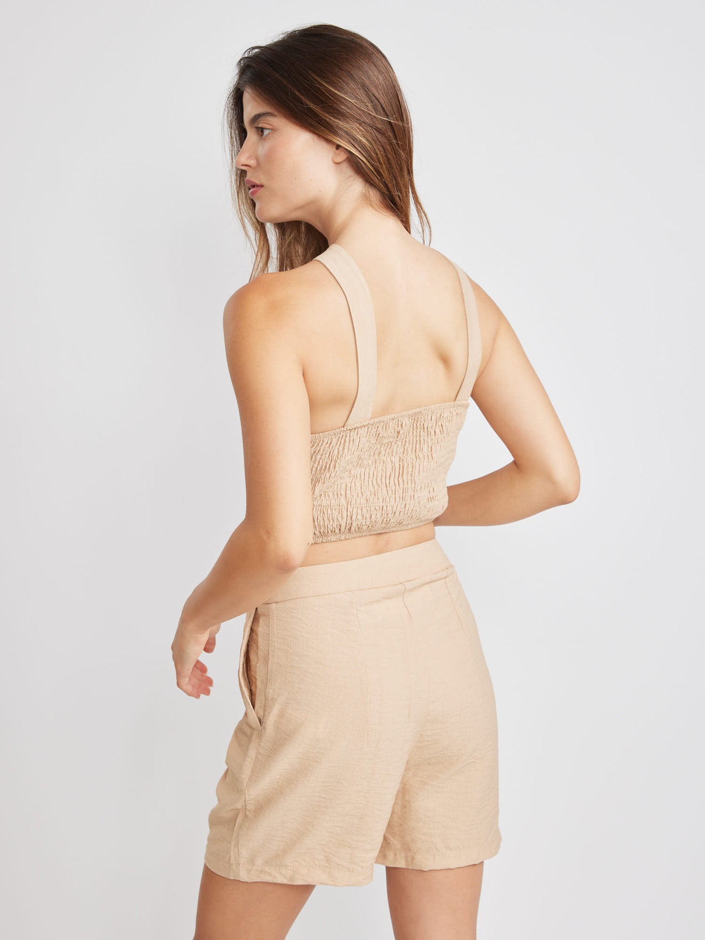 טופ איקס לילו | בז'